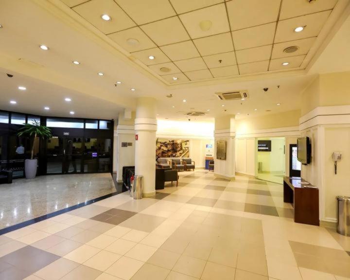 Apartment Flat Com Conforto E Requinte Em Frente Aeroporto - H1001 *
